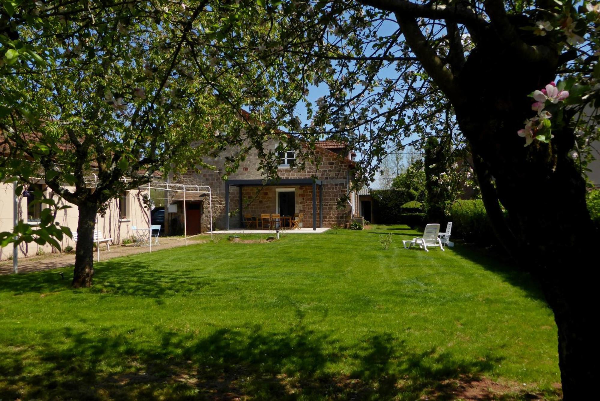 L'Oustal Des Bons Vivants Conques-en-Rouergue Exteriér fotografie